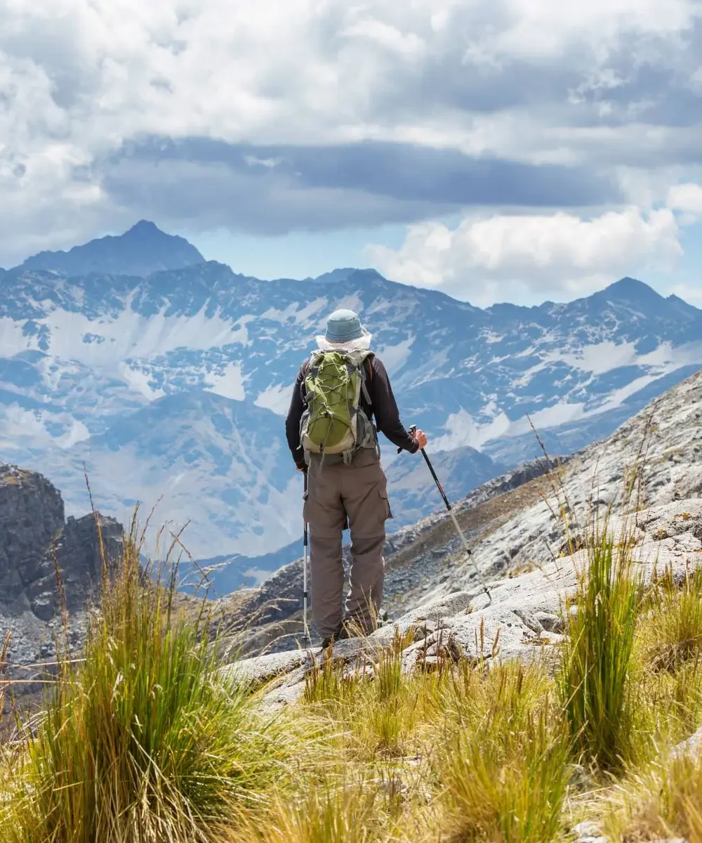 in-hike-WZAWVGP.jpg
